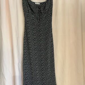 Black and White Sleeveless Sheath Maxi Dress